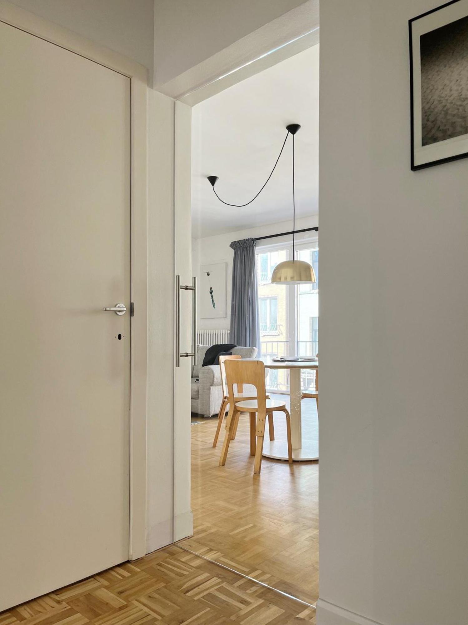 Trendy & Sunny Apartment In เกนต์ ภายนอก รูปภาพ