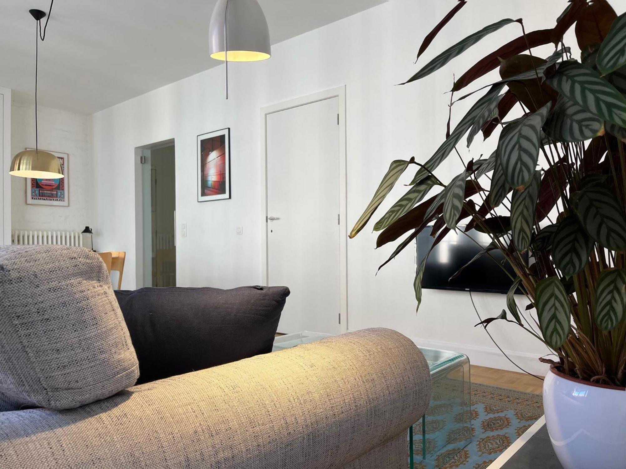 Trendy & Sunny Apartment In เกนต์ ภายนอก รูปภาพ