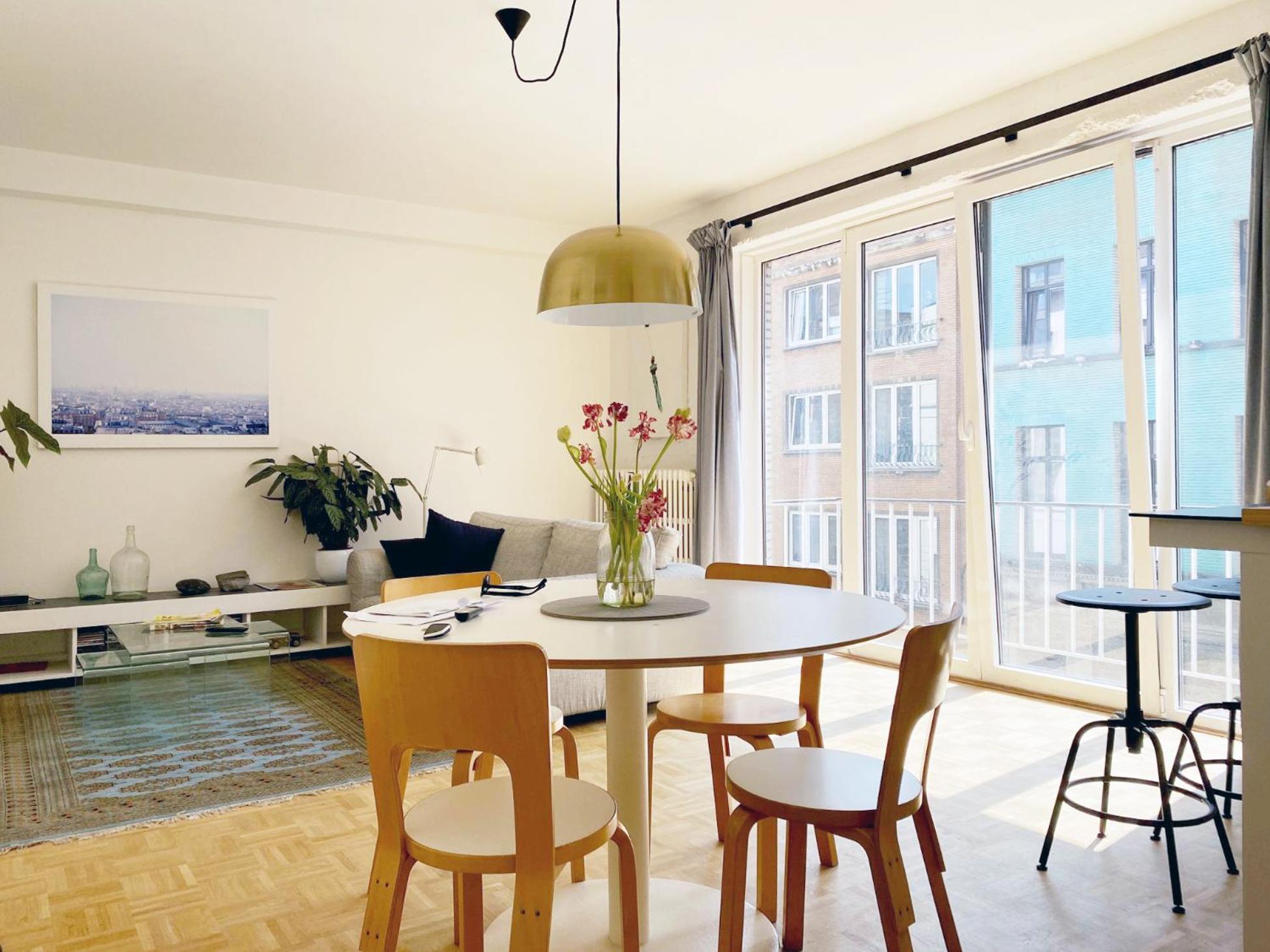 Trendy & Sunny Apartment In เกนต์ ภายนอก รูปภาพ